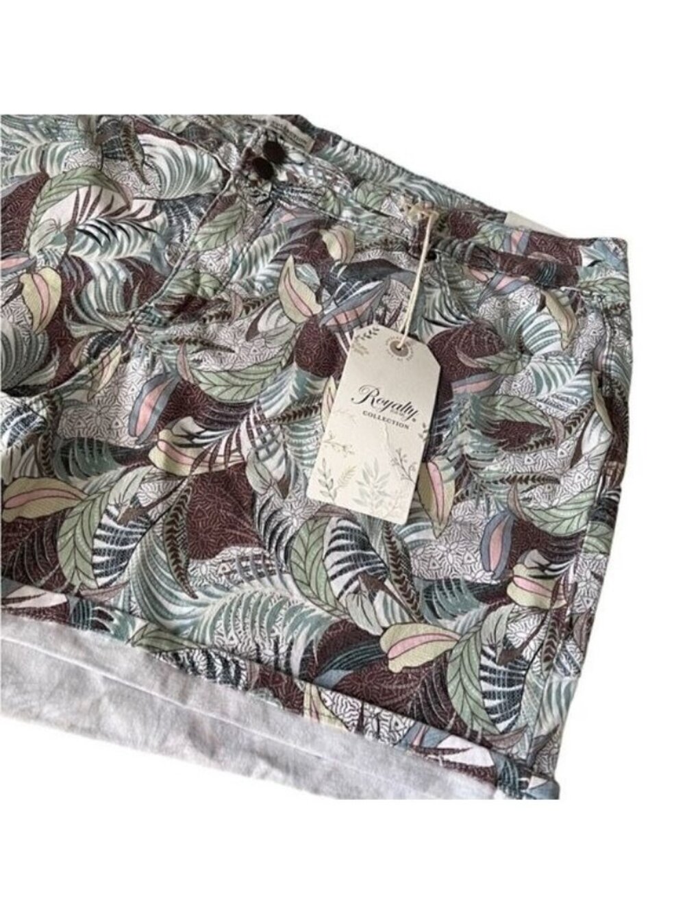 Royalty for Me Collection Floral Cuff Cotton Blend Shorts Women's Size 18 NWT